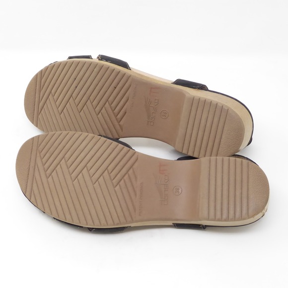 Dansko Womens Betsey Black Milled Nubuck Clog Sandals Ankle Strap Size 39 / 8.5 - Picture 5 of 7